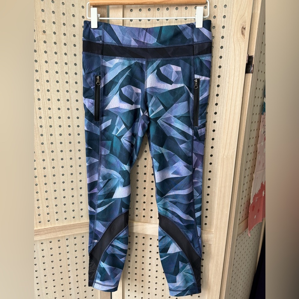Lululemon Inspire Tight II (Mesh) Pretty Prism Multi/Black Luxtreme - Size 6